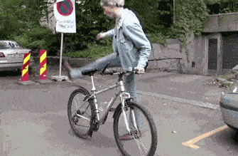 Mit dem Dienstfahrrad statt mit dem Dienstauto zur Arbeit Mit dem Dienstfahrrad statt mit dem Dienstauto zur Arbeit