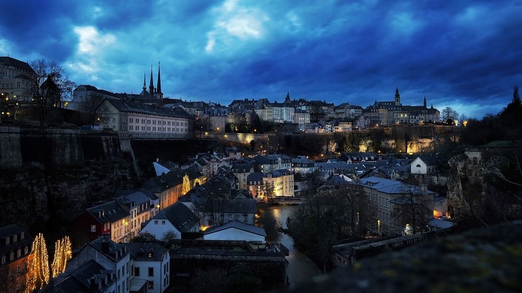 Panorama der Stadt der 475 illegalen Zebrastreifen. Oder sind es doch nur 37? Foto: Felix Wolf/Pixabay Panorama der Stadt der 475 illegalen Zebrastreifen. Oder sind es doch nur 37? Foto: Felix Wolf/Pixabay