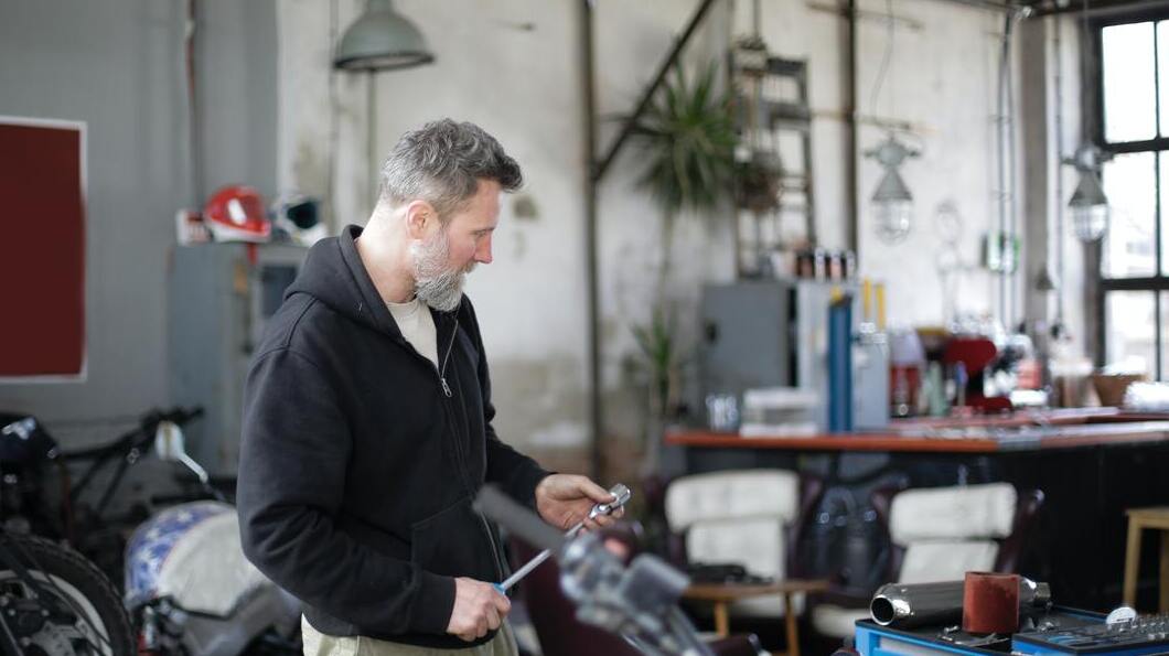 Billigere Reparaturen sollen in Schweden dazu betragen, dass Zweiräder später durch neue ersetzt werden. Foto: Andrea Piacquadio/Pexels Billigere Reparaturen sollen in Schweden dazu betragen, dass Zweiräder später durch neue ersetzt werden. Foto: Andrea Piacquadio/Pexels
