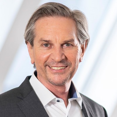 Dr. Gerd Ennser Dr. Gerd Ennser